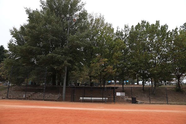 Blackburn Park 0016 - www.scout911.com