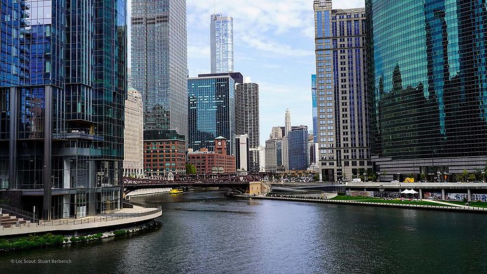 chicago river