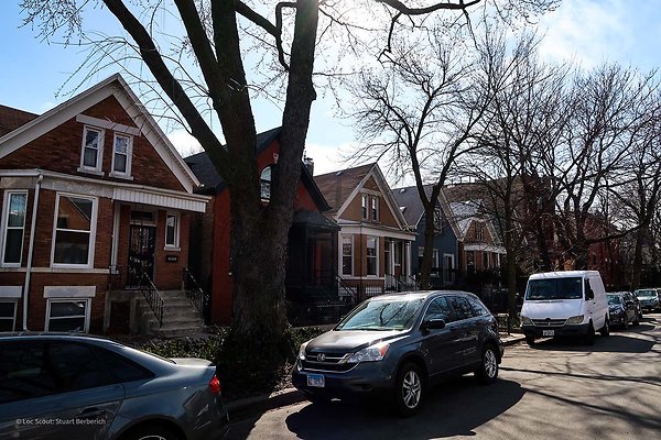 Ukrainian Village 47 - www.scout911.com