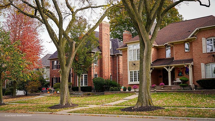 Hinsdale, IL 26 - www.scout911.com