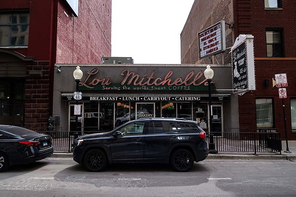 Lou Mitchell&apos;s 26 - www.scout911.com