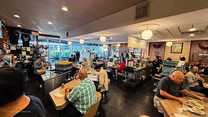 Lou Mitchell&apos;s 12 - www.scout911.com
