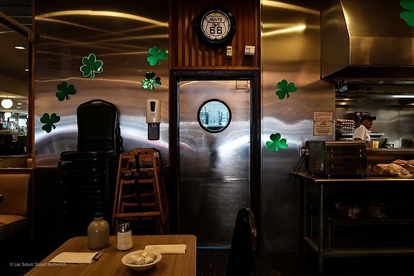 Lou Mitchell&apos;s 41 - www.scout911.com