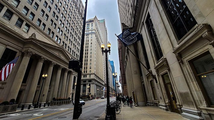 LaSalle St - Chicago Board of Trade 21 - www.scout911.com
