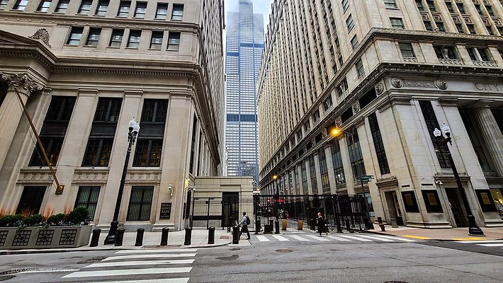 LaSalle St - Chicago Board of Trade 2 - www.scout911.com