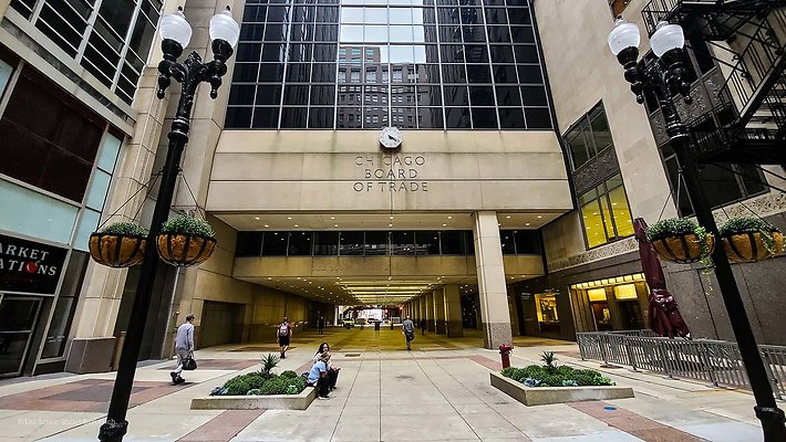 LaSalle St - Chicago Board of Trade 27 - www.scout911.com