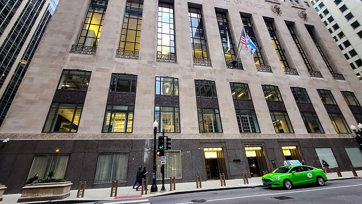 LaSalle St - Chicago Board of Trade 18 - www.scout911.com