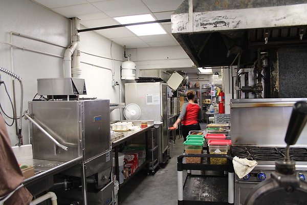 bars and diners 12.14 421 - www.scout911.com