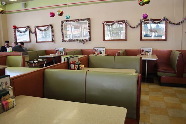 bars and diners 12.14 390 - www.scout911.com