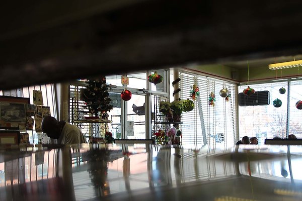 bars and diners 12.14 417 - www.scout911.com