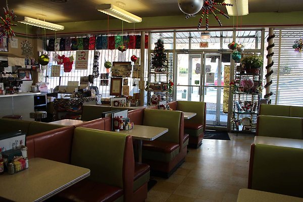 bars and diners 12.14 400 - www.scout911.com