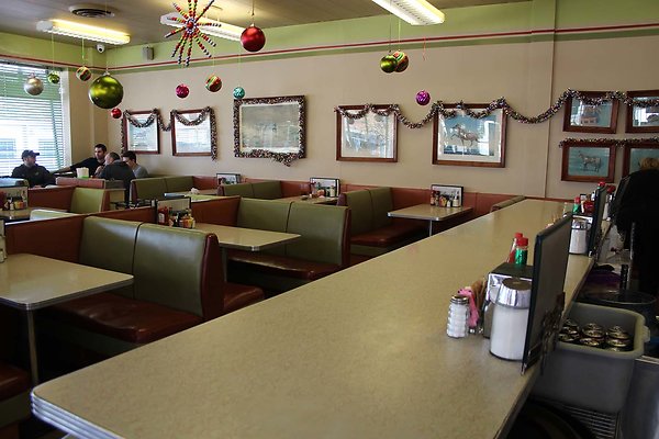 bars and diners 12.14 393 - www.scout911.com