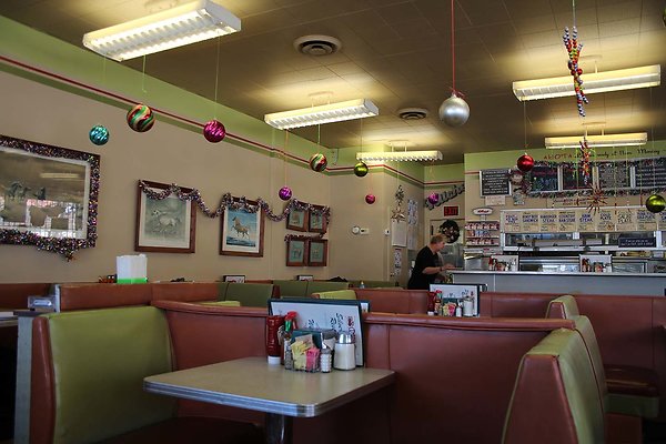 bars and diners 12.14 407 - www.scout911.com