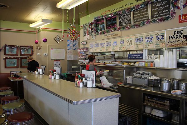 bars and diners 12.14 392 - www.scout911.com