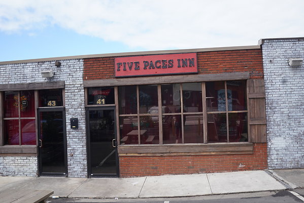 Five Paces Inn