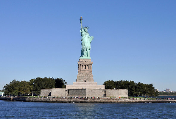 statue of liberty on island