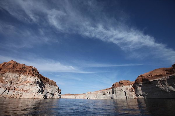 lake powell navajo canyon