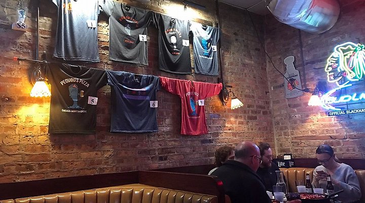 Pequod&apos;s Pizza 8