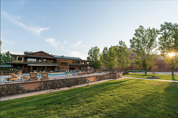 SRR 007 - 1006 Top of the World 

Listing - Allison Templin