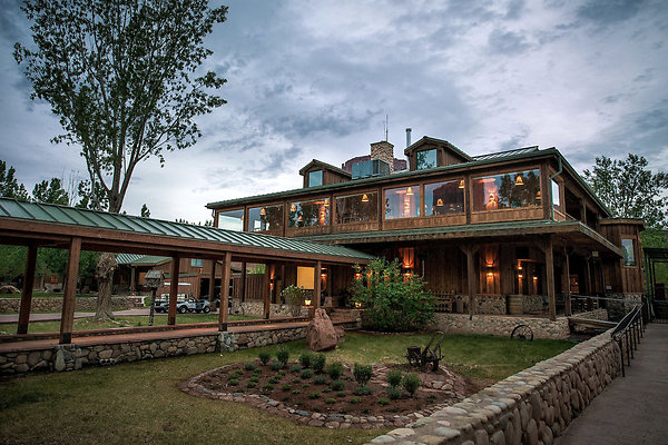SRR 009 - 1006 Top of the World 

Listing - Allison Templin