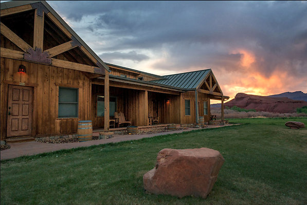 SRR 010 - 1006 Top of the World 

Listing - Allison Templin