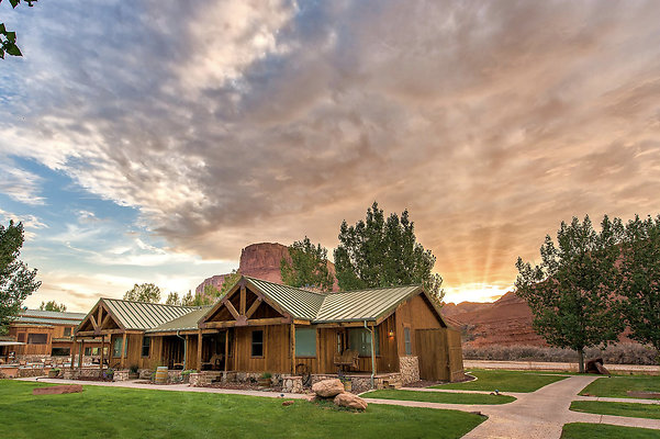 SRR 008 - 1006 Top of the World 

Listing - Allison Templin