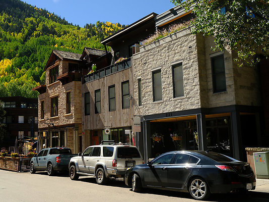 Telluride Town 047 - 1006 Top of the World 

Listing - Allison Templin