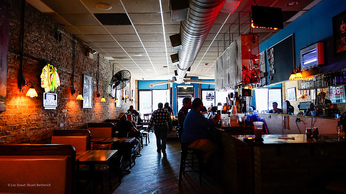 Pequod&apos;s Pizza 5