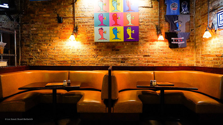 Pequod&apos;s Pizza 8