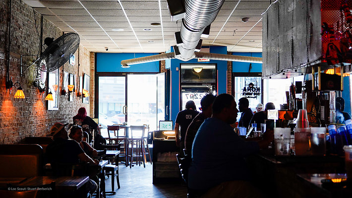 Pequod&apos;s Pizza 6