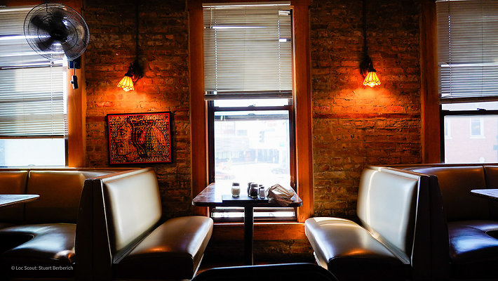 Pequod&apos;s Pizza 17