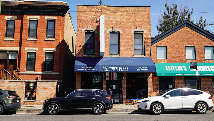 Pequod&apos;s Pizza 30