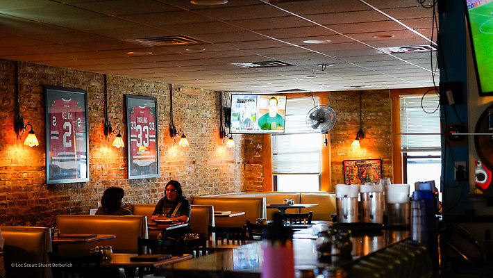 Pequod&apos;s Pizza 14