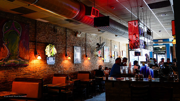 Pequod&apos;s Pizza 10