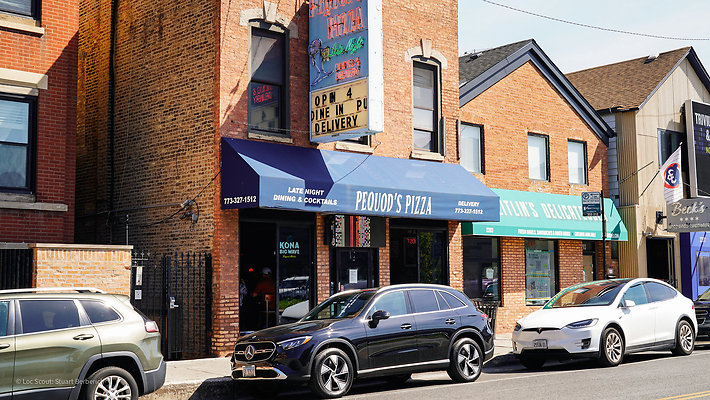 Pequod&apos;s Pizza 28