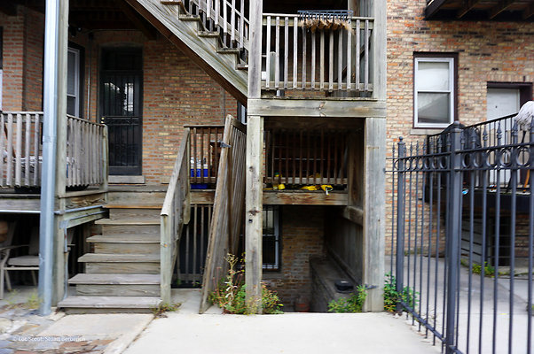 2031-33 W Washington 4
