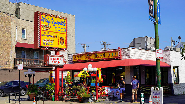 Wrigleyville Dogs 7