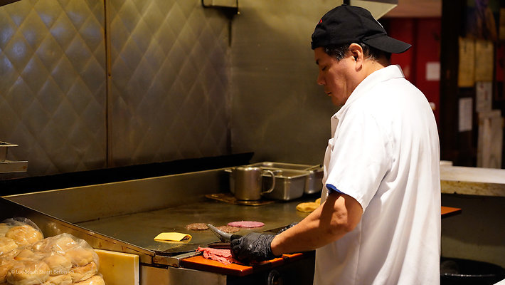 Billy Goat Tavern 13