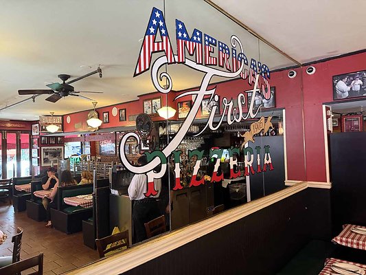Lombardi&apos;s