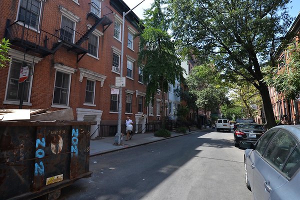 BETHUNE ST (GREENWICH-WASHINGTON)