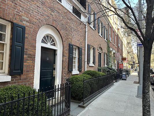 183 W 4TH ST CARRIAGE HOUSE