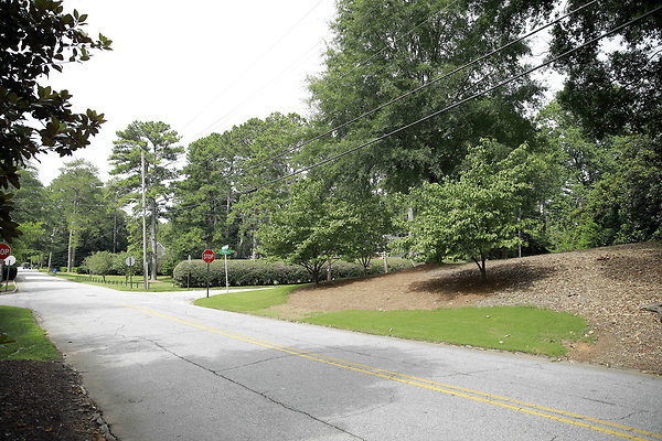 1795WestWesleyRdNW Atlanta 0047