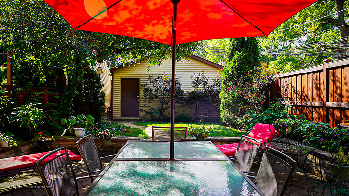 2045 W Evergreen - David Steele 312-909-1166