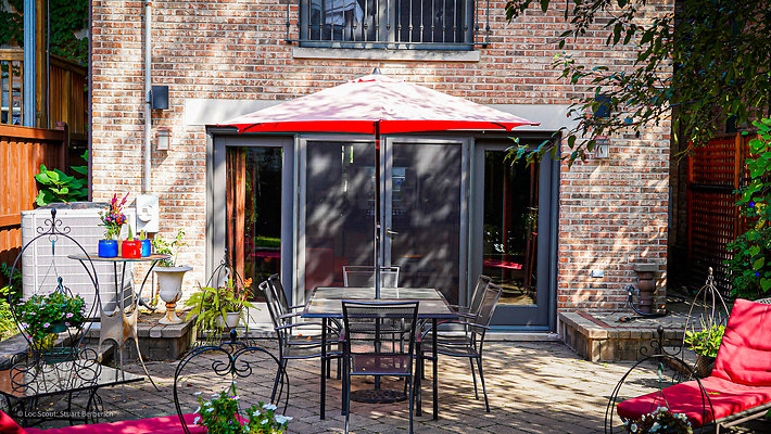 2045 W Evergreen 7