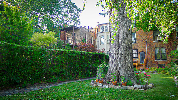 1521 N Jackson 4