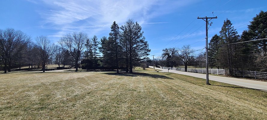 27204 N Williams Park Rd Wauconda, IL 54