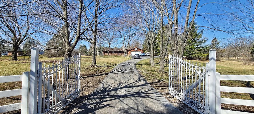 27204 N Williams Park Rd Wauconda, IL 2