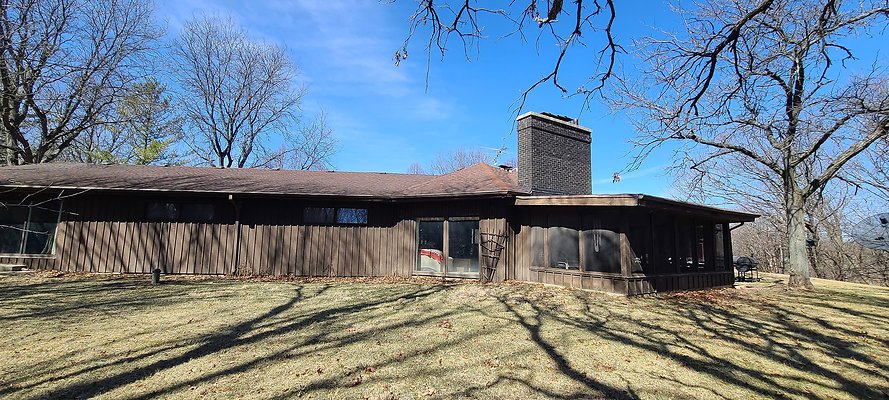27125 N Williams Park Rd Wauconda, IL 37