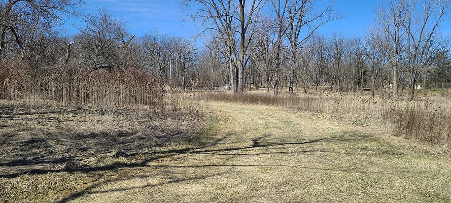 27125 N Williams Park Rd Wauconda, IL 73