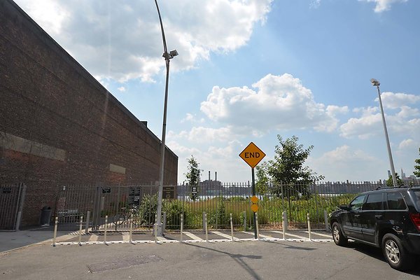NY TRANSMITTER PARK � GREENPOINT